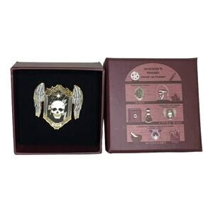 Bookish Darkly Box Cabinet of Curiosities Pin - Hunt Crescent City - Jan 2024